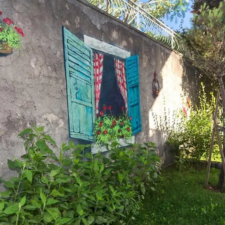 Apartmán Captain's With Sea View *