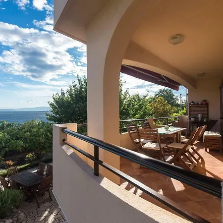 Captain's With Sea View Kraljevica